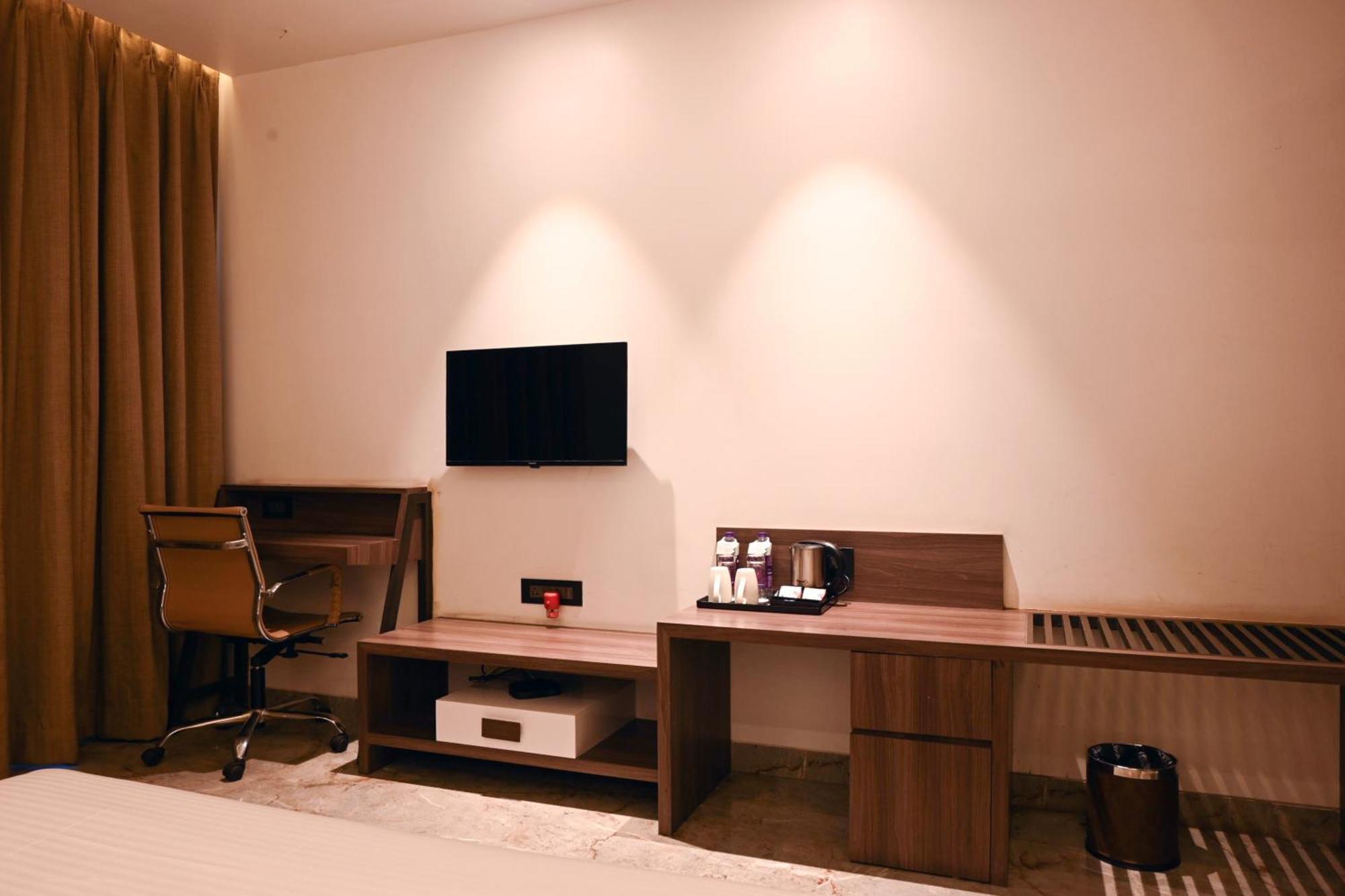 Econest Hotel ธาราพิธ ภายนอก รูปภาพ