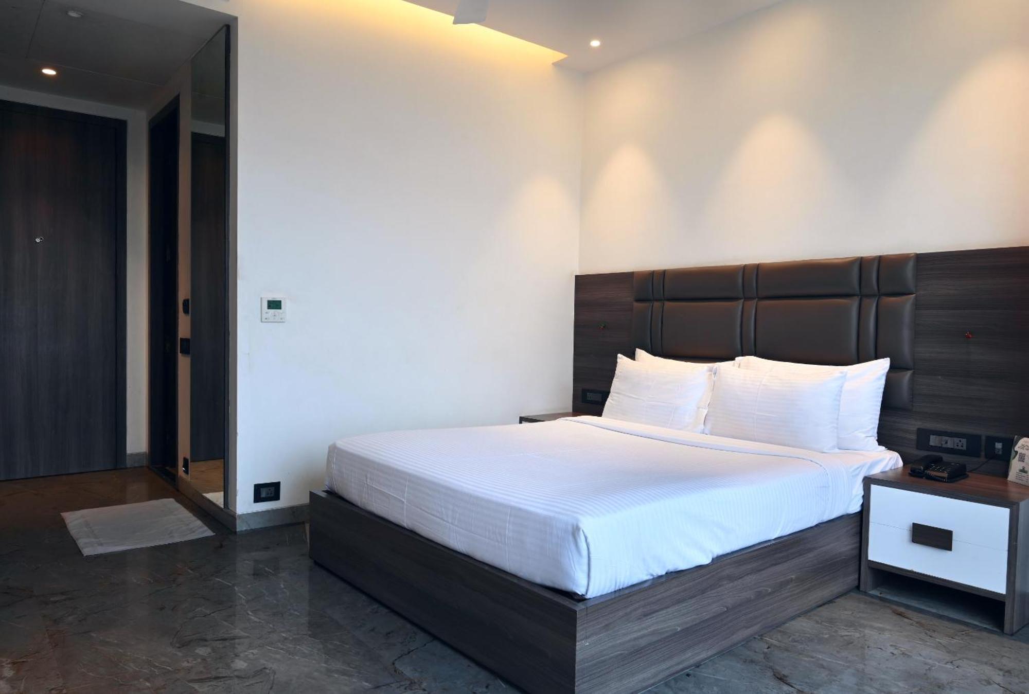 Econest Hotel ธาราพิธ ภายนอก รูปภาพ